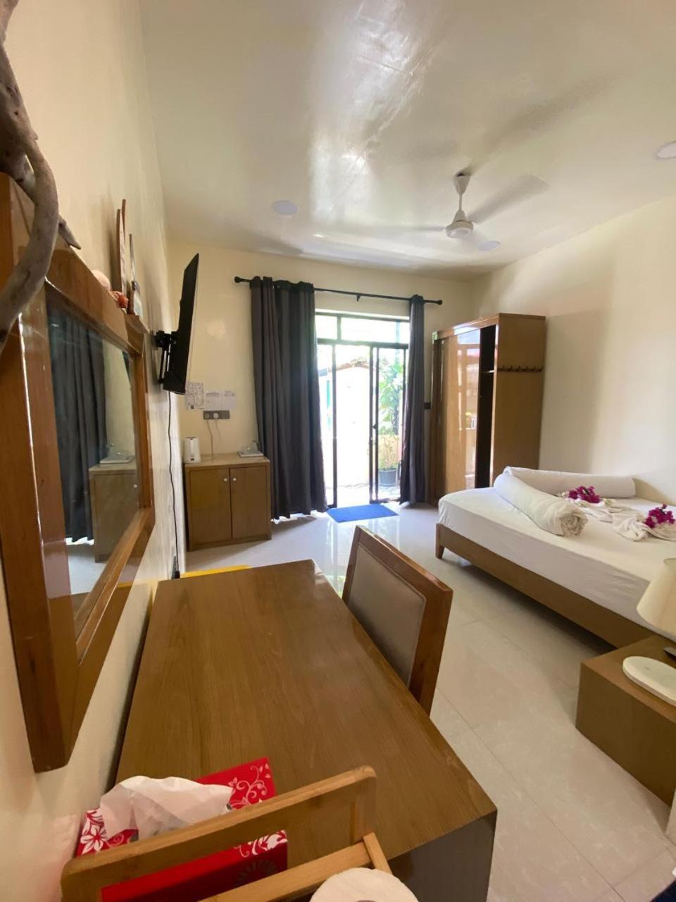 Maavaharu Guest House Хіммафуші Екстер'єр фото
